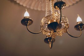 xì tố trực tuyến Debet